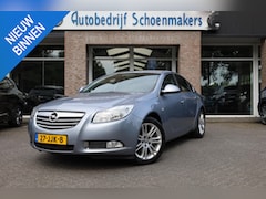 Opel Insignia - 1.6 T Edition TREKHAAK BT-TELEFOONVERBINDING CRUISE CLIMA NAVI AUTO-LICHT PDC 17''LMV