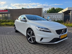 Volvo V40 - 2.0 T4 R-Design