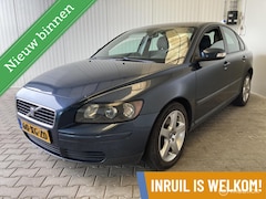 Volvo S40 - 2.4 Edition I // APK // AUTOMAAT //
