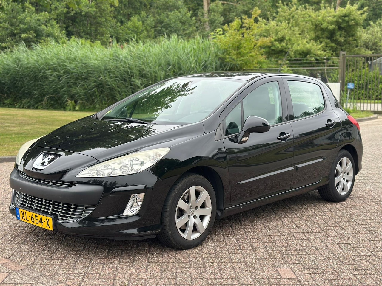 Peugeot 308 - 1.6 THP XT/AIRCO/CRUISE/PARKEERSENS ACHTER/TREKHAAK - AutoWereld.nl