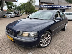 Volvo S60 - 2.4 *AIRCO*CRUISE*STUURBEKR.*ELEKTR. PAKKET*LM.VELGEN