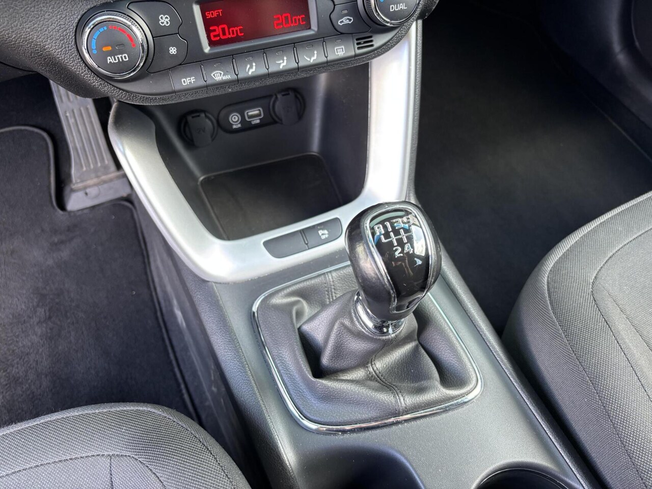 Kia Cee'd Sportswagon - 1.0 T-GDi Design Edition AppleCarPlay/ AndroidAuto/ Cruise Control/ Airco!!