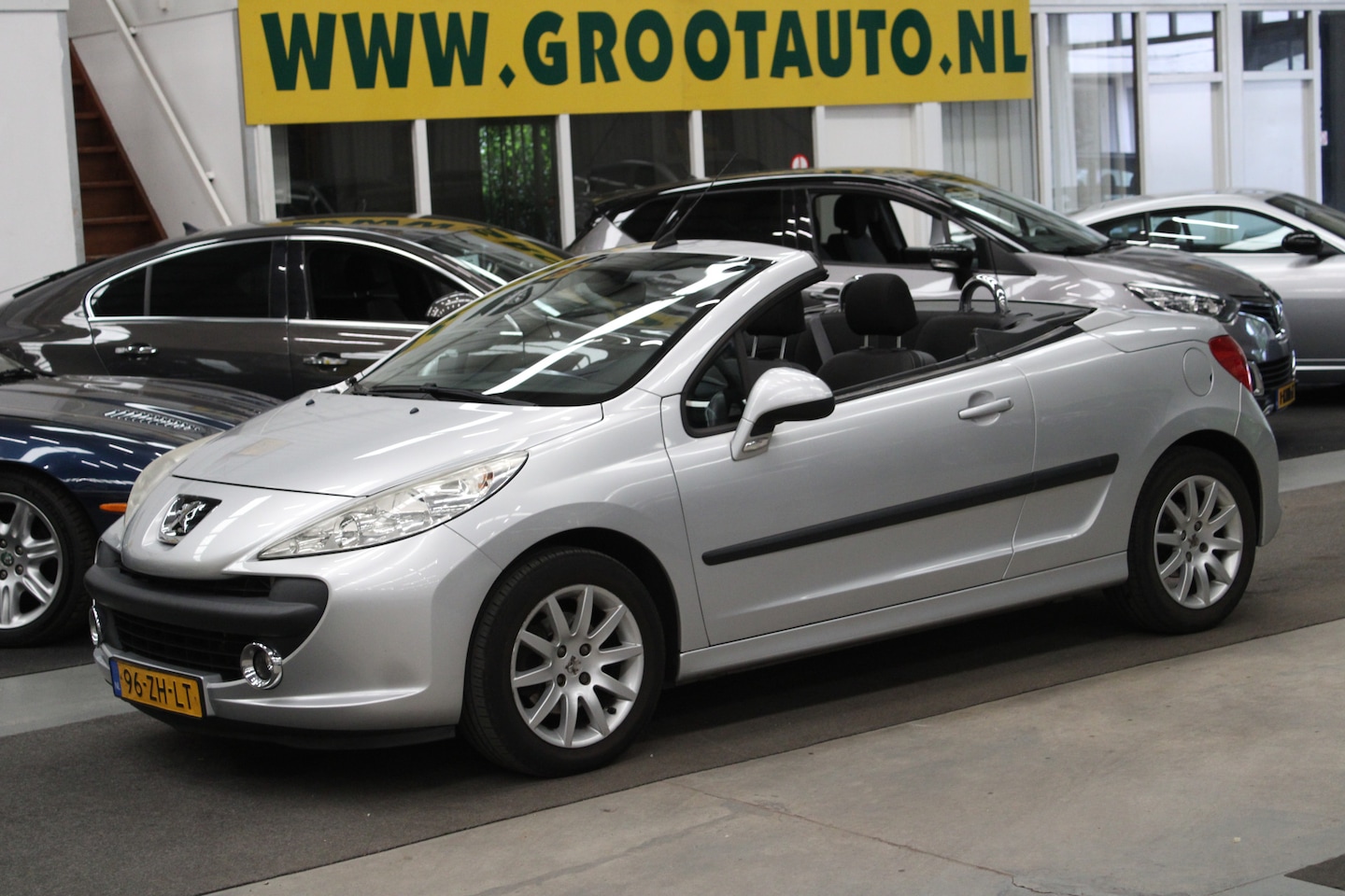 Peugeot 207 CC - 1.6 VTi NAP, Airco, Isofix, Stuurbekrachtiging - AutoWereld.nl