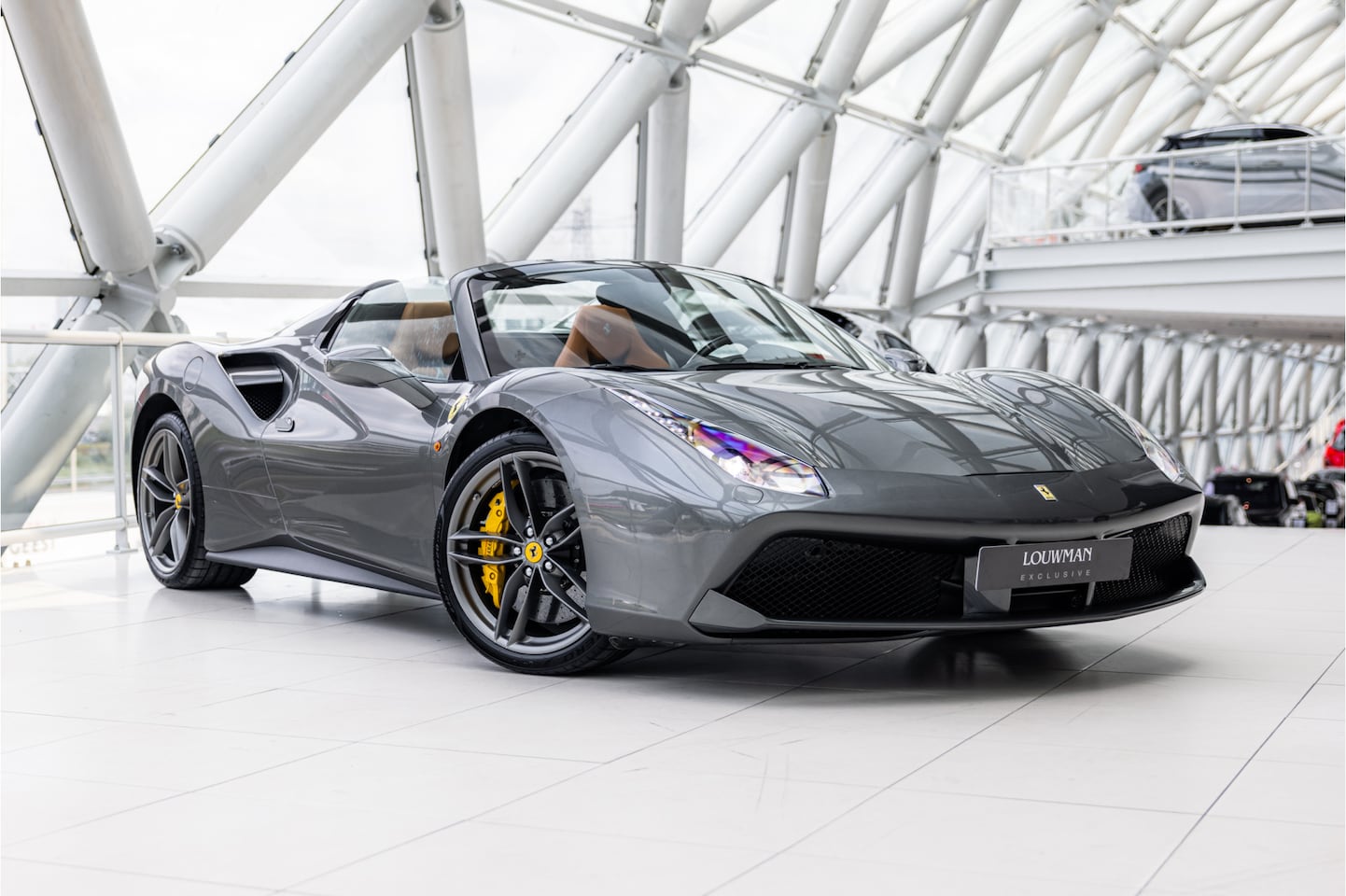 Ferrari 488 - 3.9 Spider HELE Grigio Silverstone | Cuoio | Goldrake | Carbon LED Steering Wheel | Carbon - AutoWereld.nl