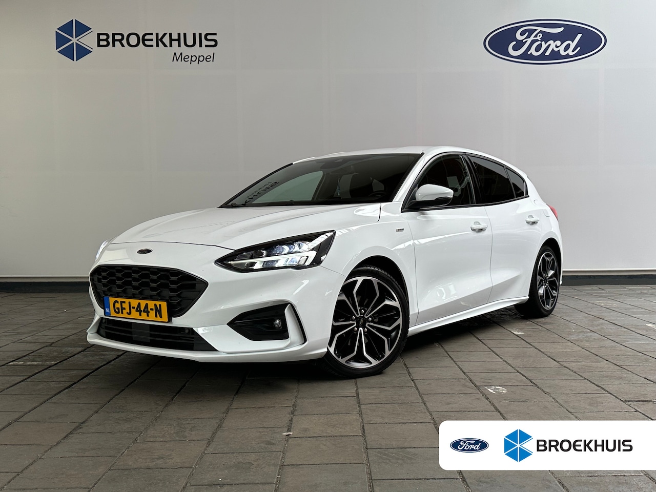 Ford Focus - 1.5 EcoBoost ST Line Business {Adaptive Cruise control | LED koplampen | LM 18 inch} - AutoWereld.nl