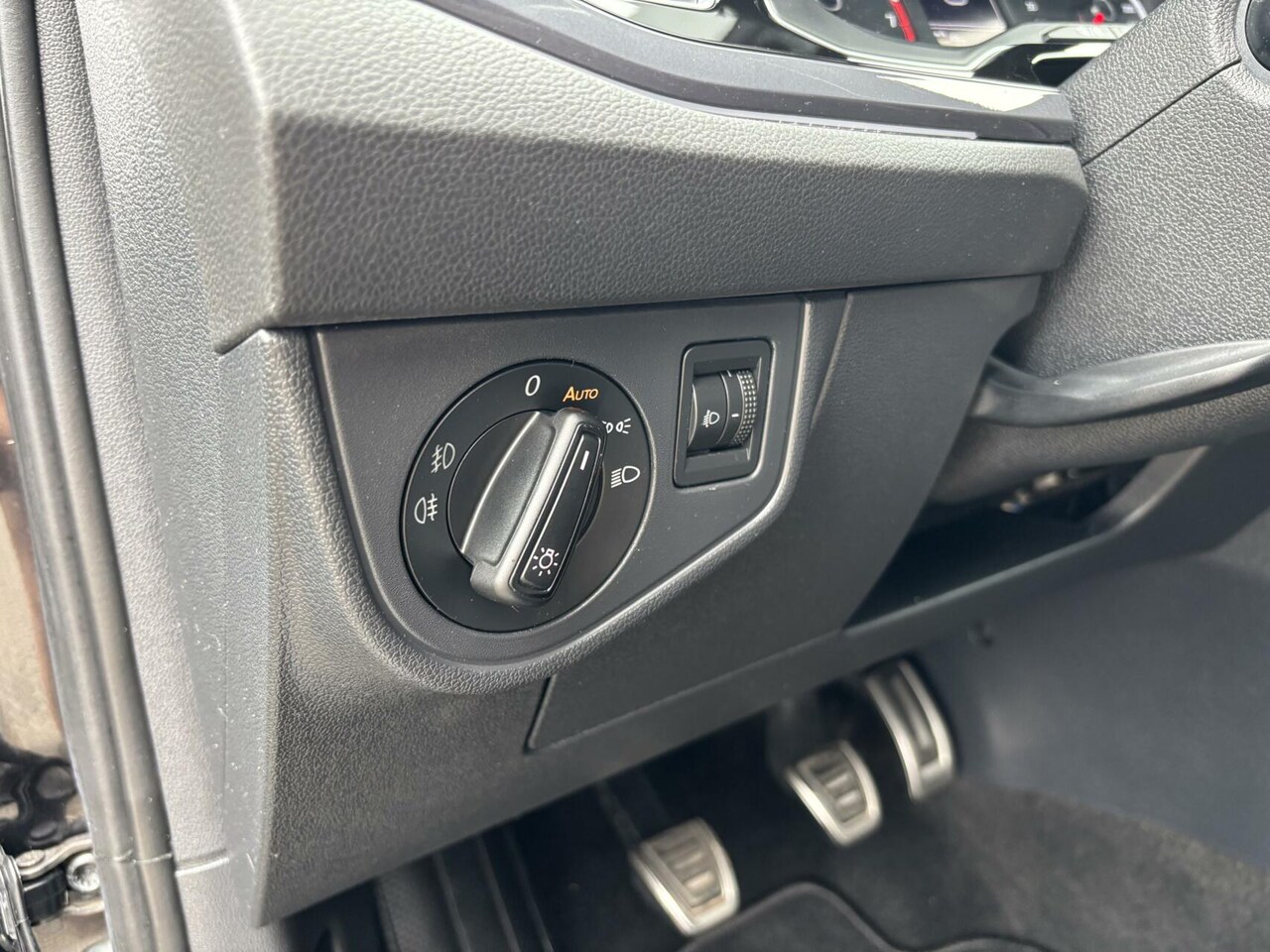 Volkswagen Polo - 1.0 TSI Highline Business (3x) R-Line AppleCarPlay/ AndroidAuto/ Adaptieve Cruise Control/