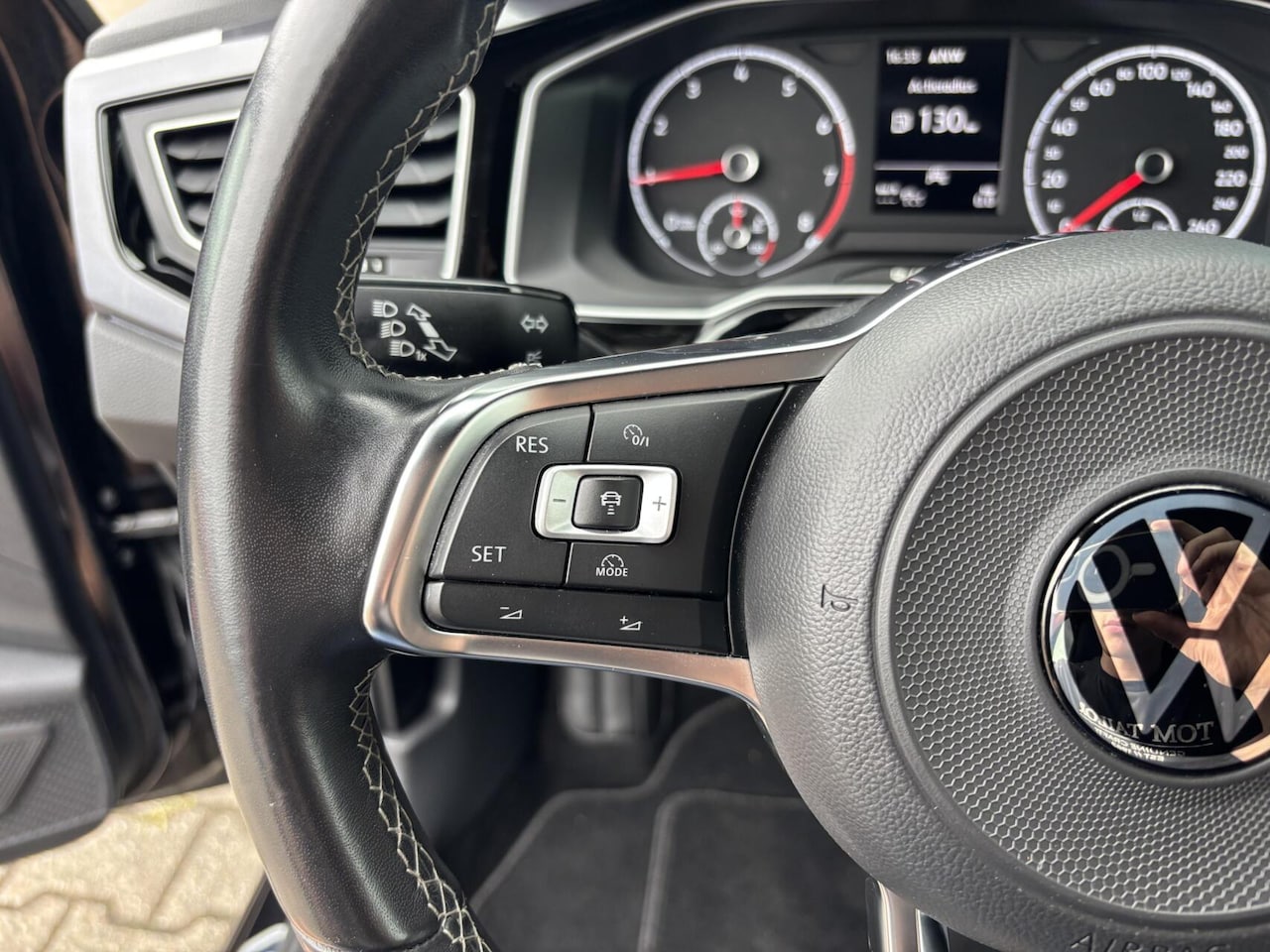 Volkswagen Polo - 1.0 TSI Highline Business (3x) R-Line AppleCarPlay/ AndroidAuto/ Adaptieve Cruise Control/