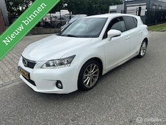 Lexus CT 200h - Business Edition navigatie dealer onderhouden