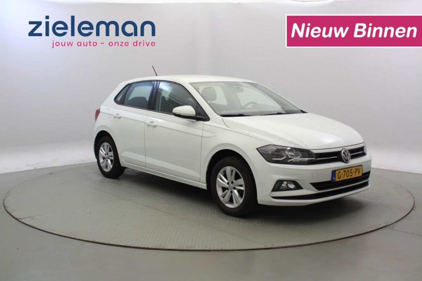 Volkswagen Polo - 1.0 TSI Comfortline - Carplay, adaptive cruise, LM Velgen - AutoWereld.nl