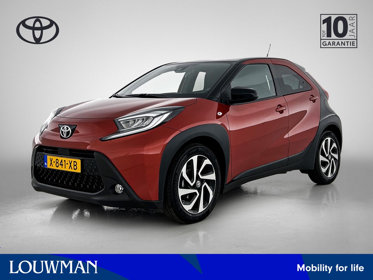 Toyota Aygo X - 1.0 VVT-i S-CVT Pulse | Apple Carplay/Android Auto | Climate Controle | Camera | LED Verli - AutoWereld.nl