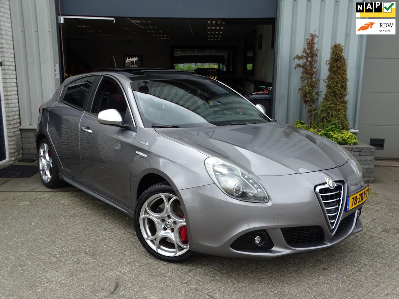 Alfa Romeo Giulietta - 1.4 T Business Executive| Automaat| 1e Eigenaar - AutoWereld.nl