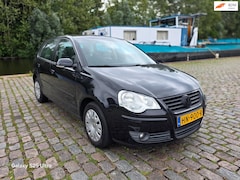 Volkswagen Polo - 1.2 Trendline airco elektrische ramen cv op afs