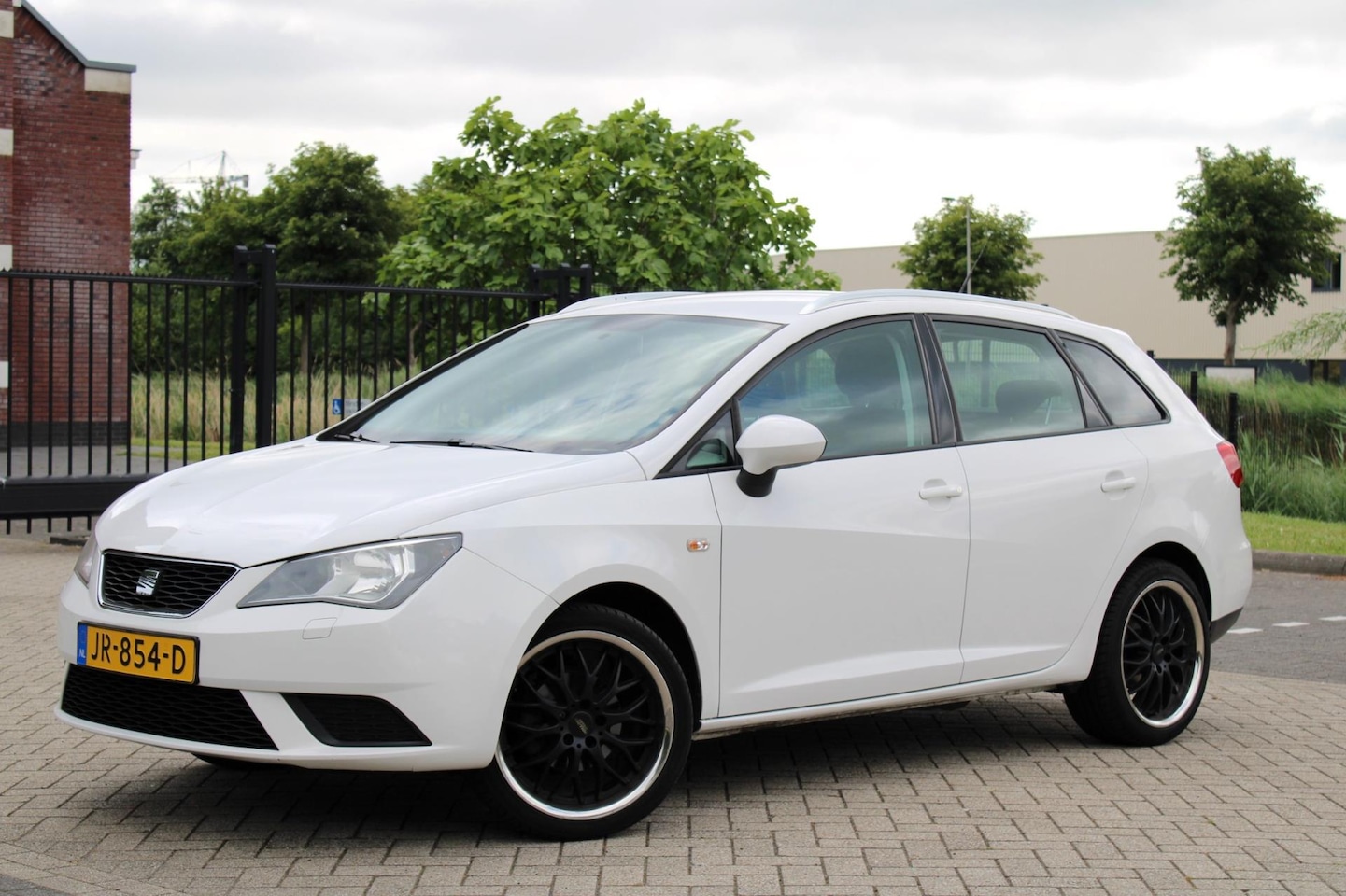 Seat Ibiza ST - 1.4 COPA Plus l Climate l Cruise l Stoelverw - AutoWereld.nl