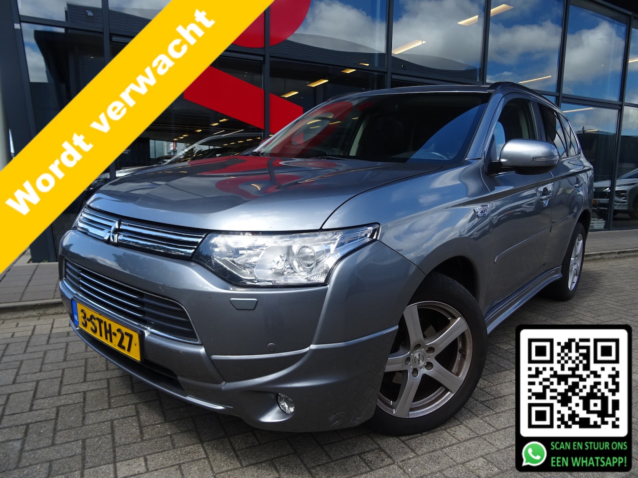 Mitsubishi Outlander - 2.0 PHEV Instyle+ 4WD 203 PK AUTOMAAT | DEALER ONDERHOUDEN | TREKHAAK | - AutoWereld.nl