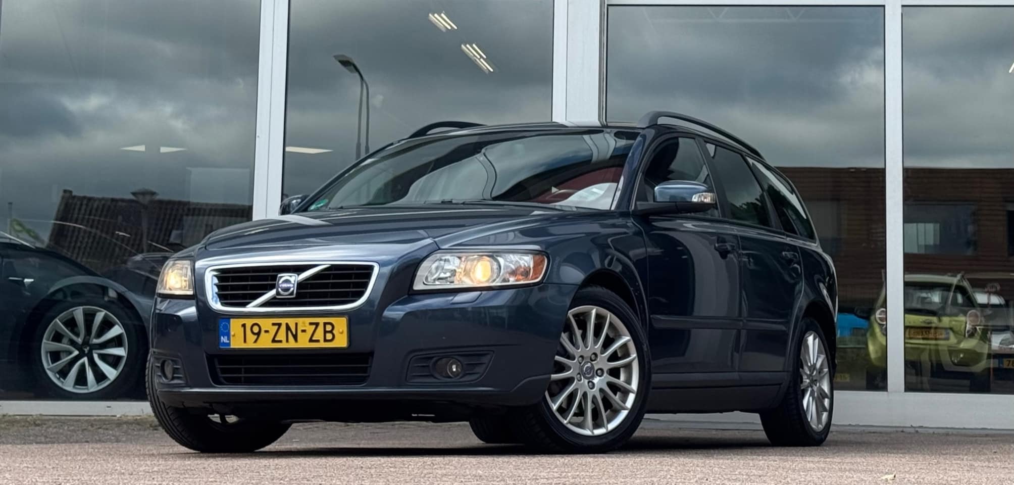 Volvo V50 - 2.4 Edition II Automaat Leer Trekhaak 100% Onderhouden - AutoWereld.nl