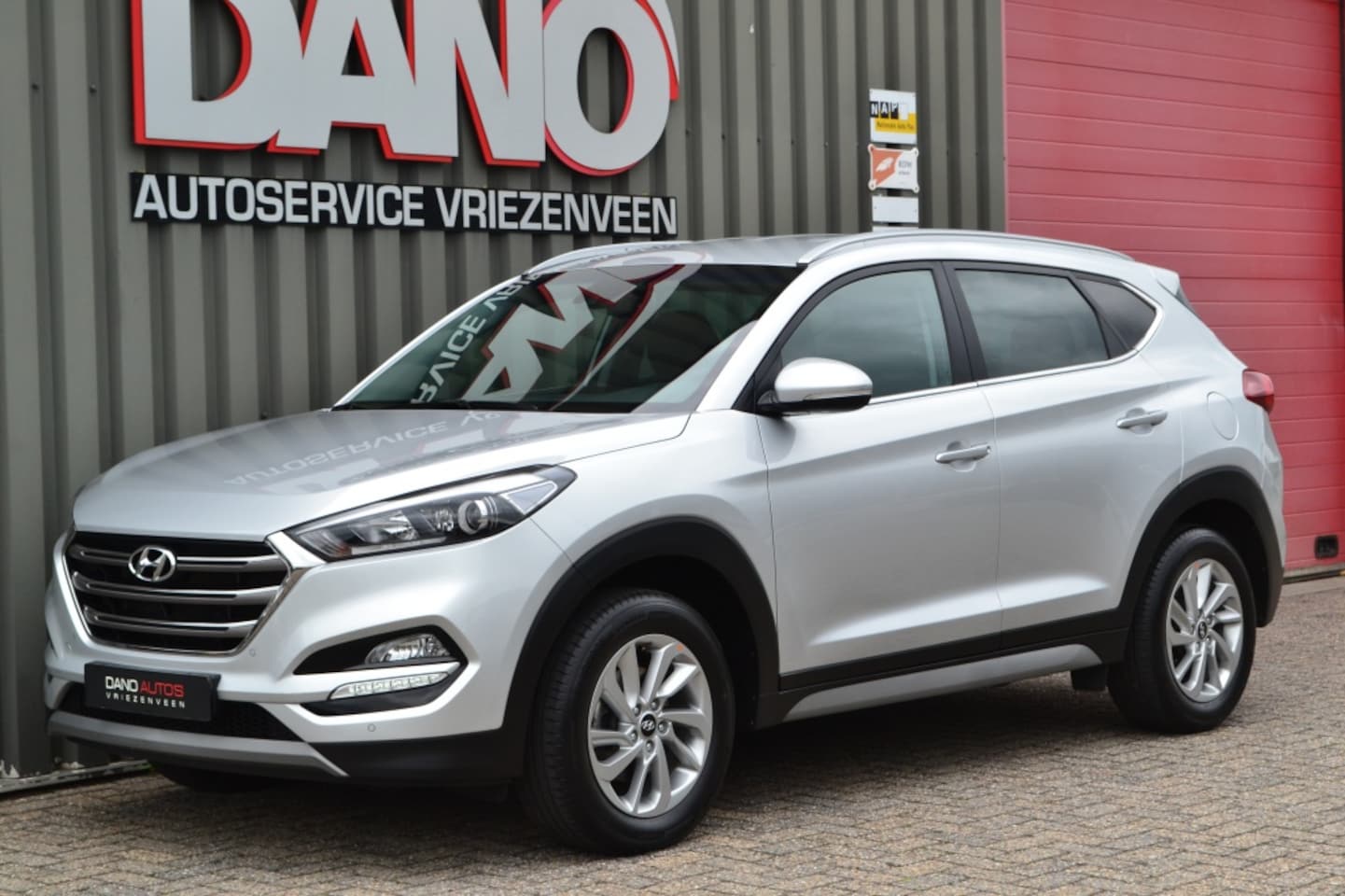 Hyundai Tucson - 1.6 GDi Comfort Navi/Camera/Trekhaak/LED - AutoWereld.nl