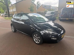 Fiat Punto Evo - Airco / 56.000 NAP / Bouwjaar 2017 / Parkeersensoren