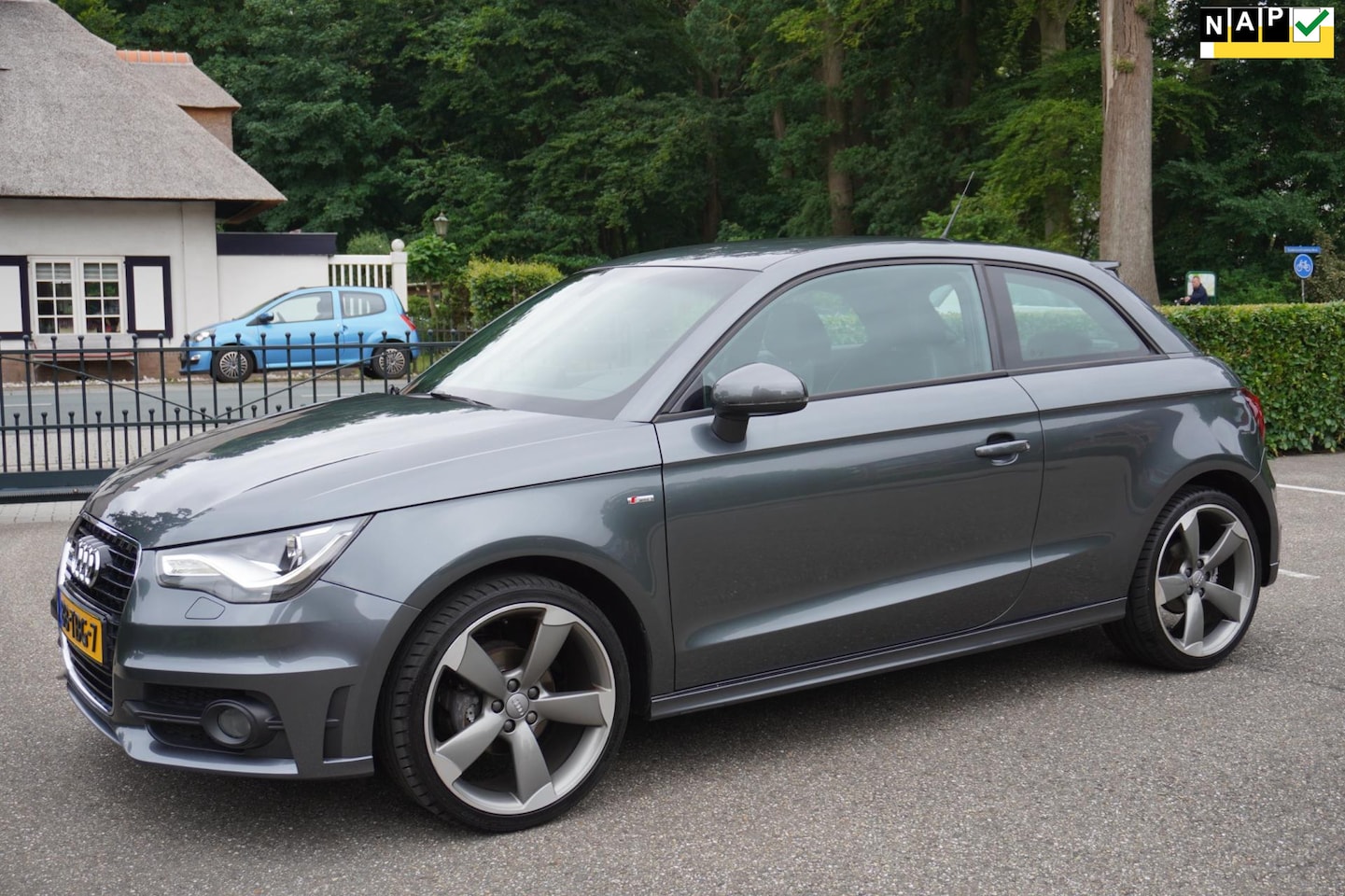 Audi A1 - 1.2 TFSI Pro Line S 2X S-line Navi 18 Inch Velgen - AutoWereld.nl