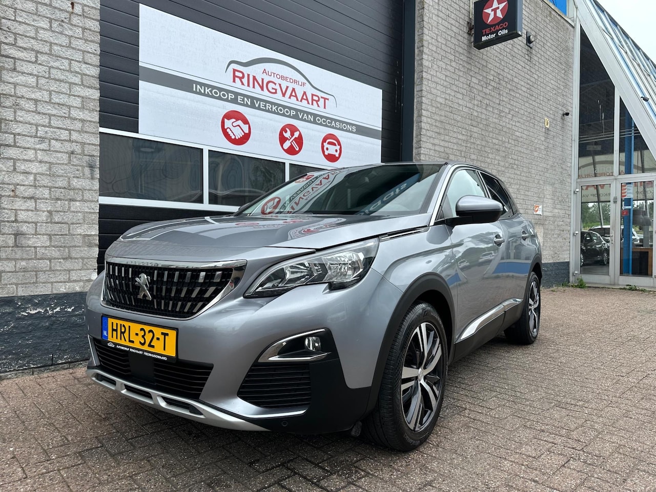Peugeot 3008 - 1.2 PureTech Allure Automaat - AutoWereld.nl