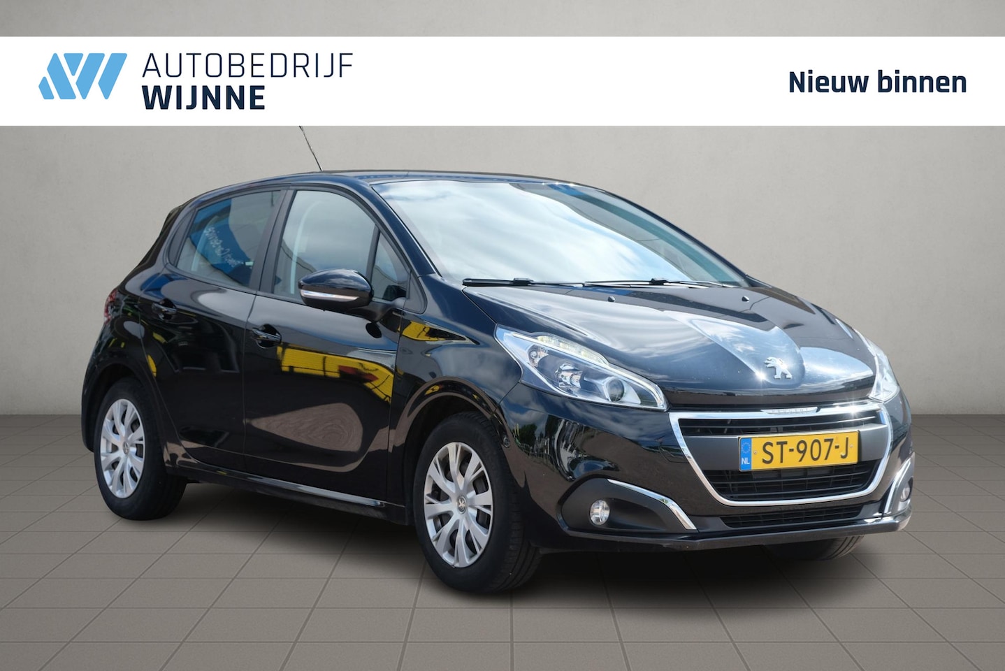 Peugeot 208 - 1.2 PureTech 82pk Blue Lion | Navi | App Connect | Airco | PDC - AutoWereld.nl