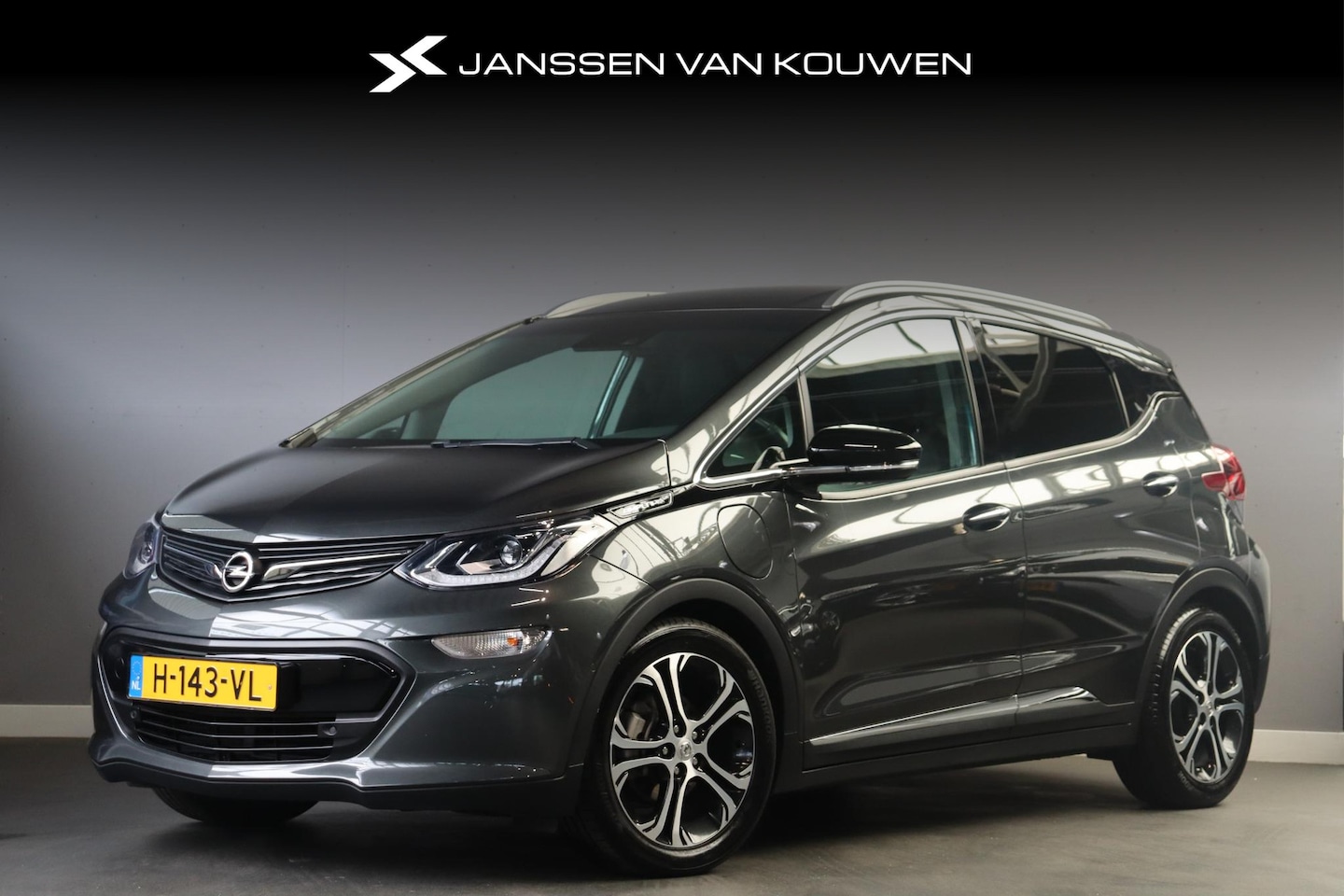 Opel Ampera-e - 60-kWh 204pk Business Executive 100% SOH Carplay Navigatie Camera - AutoWereld.nl