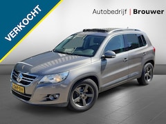 Volkswagen Tiguan - 2.0 TSI Sport&Style 4Motion Automaat/Schuifdak/Trekhaak