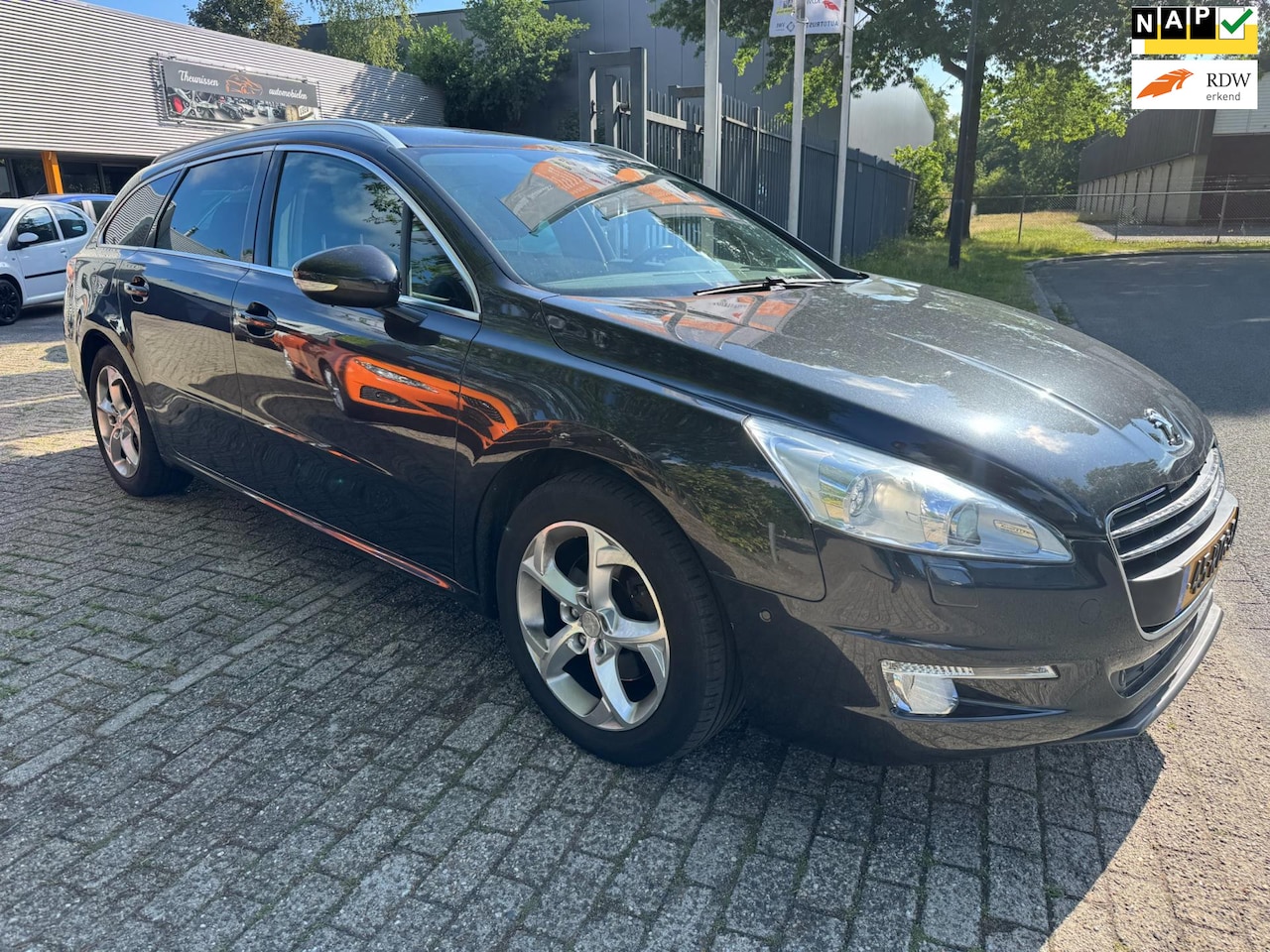 Peugeot 508 SW - 1.6 THP Blue Lease Executive head-up display, panorama, cruise, elec pakket navi, climatro - AutoWereld.nl