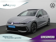 Volkswagen Golf - 1.5 eTSI 150 pk DSG R-Line | Black Style | Panoramadak | Trekhaak | IQ Light | Harman/Kard