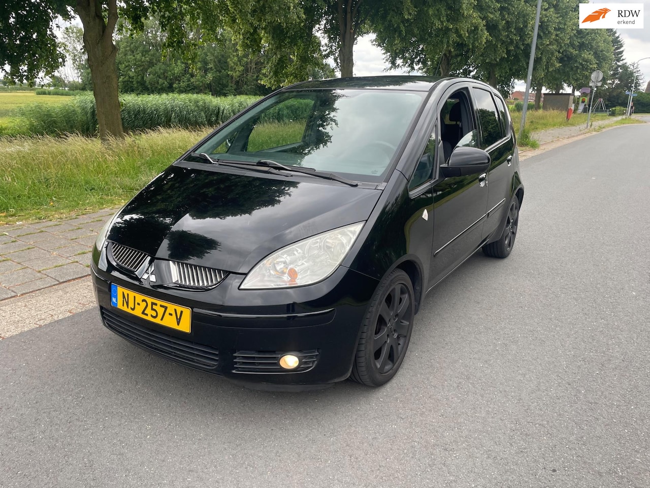 Mitsubishi Colt - 1.3 Inform AIRCO/ELK. RAMEN/APK 03-2026 - AutoWereld.nl