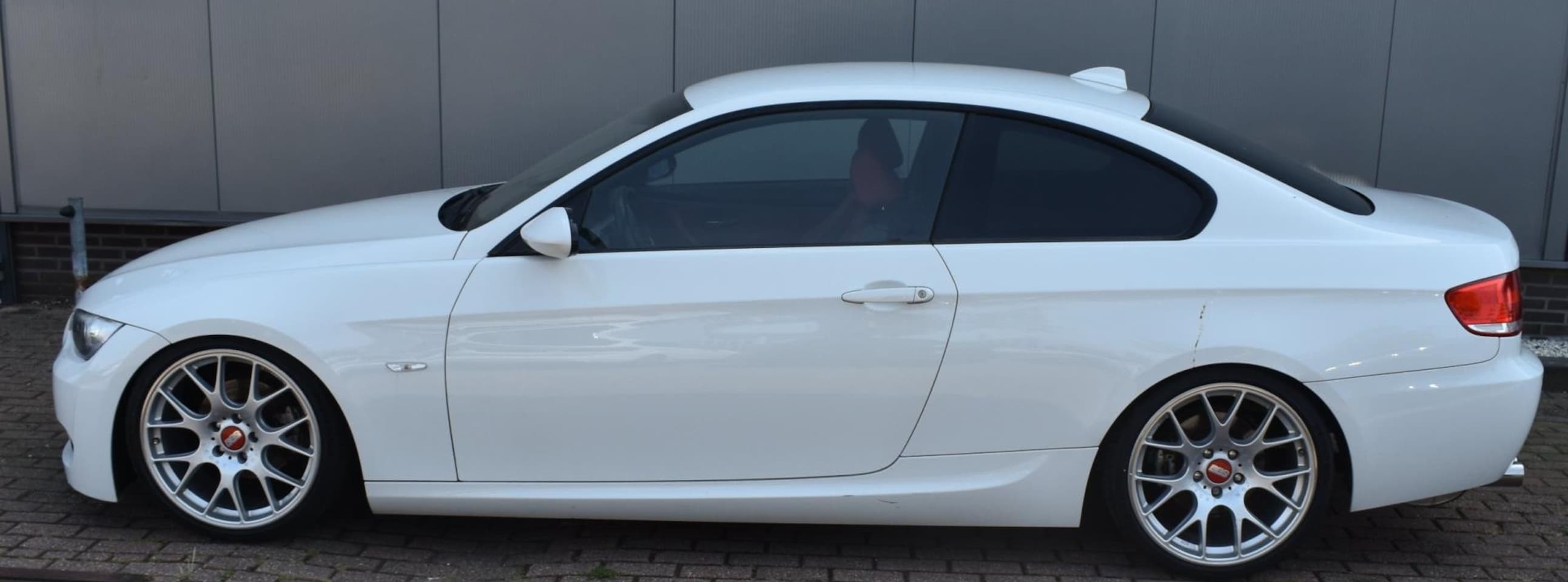 BMW 3-serie Coupé - 320i 320i - AutoWereld.nl