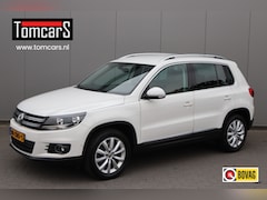 Volkswagen Tiguan - 1.4 TSI Sport&Style Trekhaak/Leder/Parkeerhulp/Cruise-control