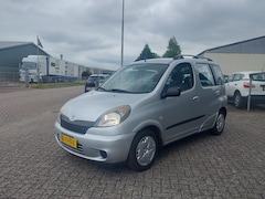 Toyota Yaris Verso - 1.3-16V VVT-i Luna