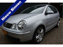 Volkswagen Polo - 1.4-16V Athene Cruise Control
