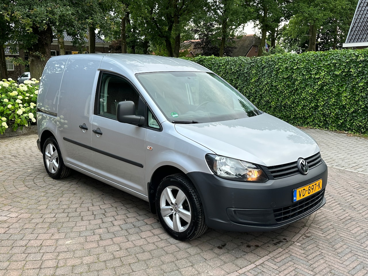 Volkswagen Caddy - 1.6 TDI BlueMotion Airco cruise trekhaak lm-velgen - AutoWereld.nl