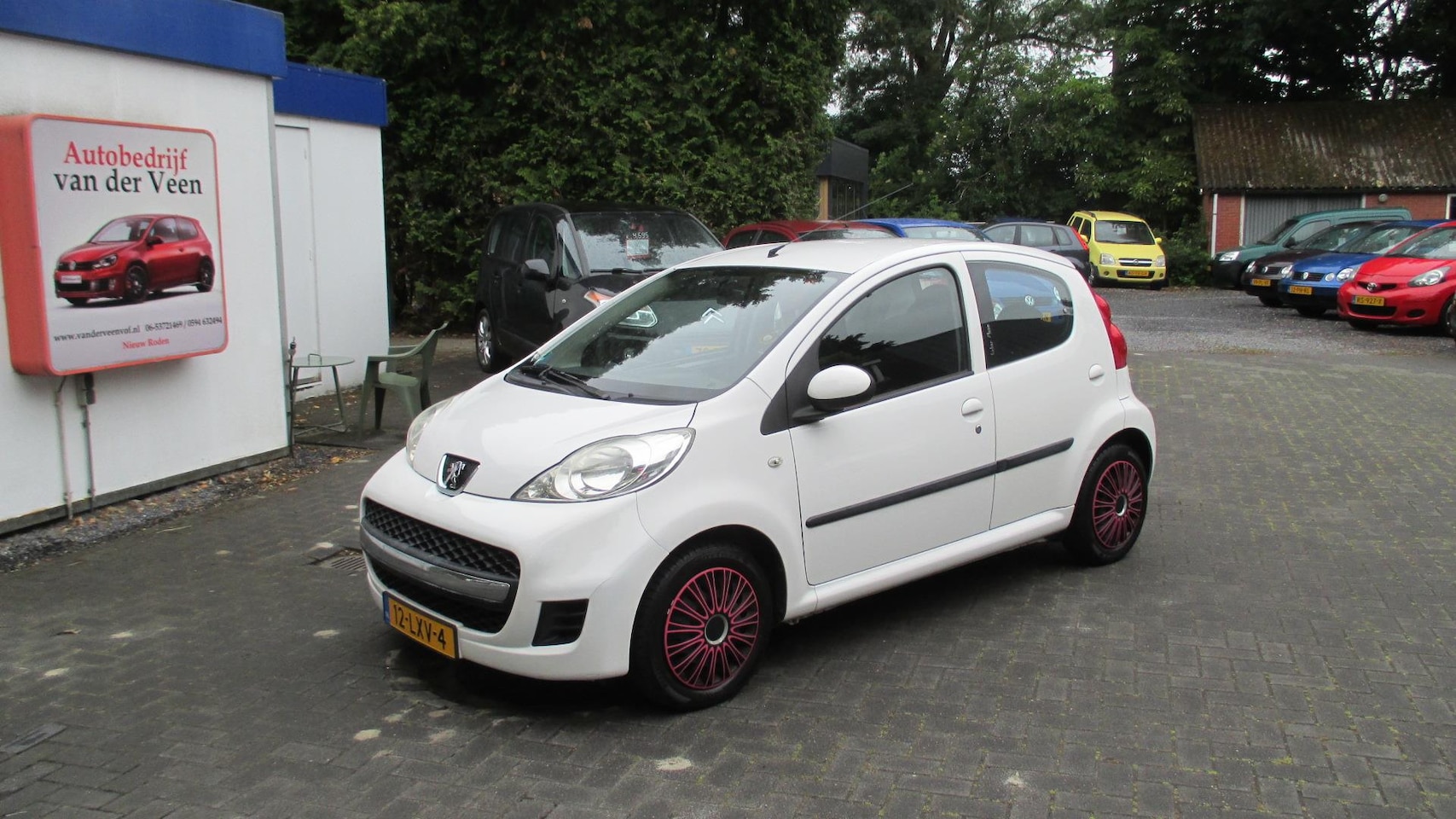 Peugeot 107 - 1.0-12V Urban Move 1.0-12V Urban Move - AutoWereld.nl