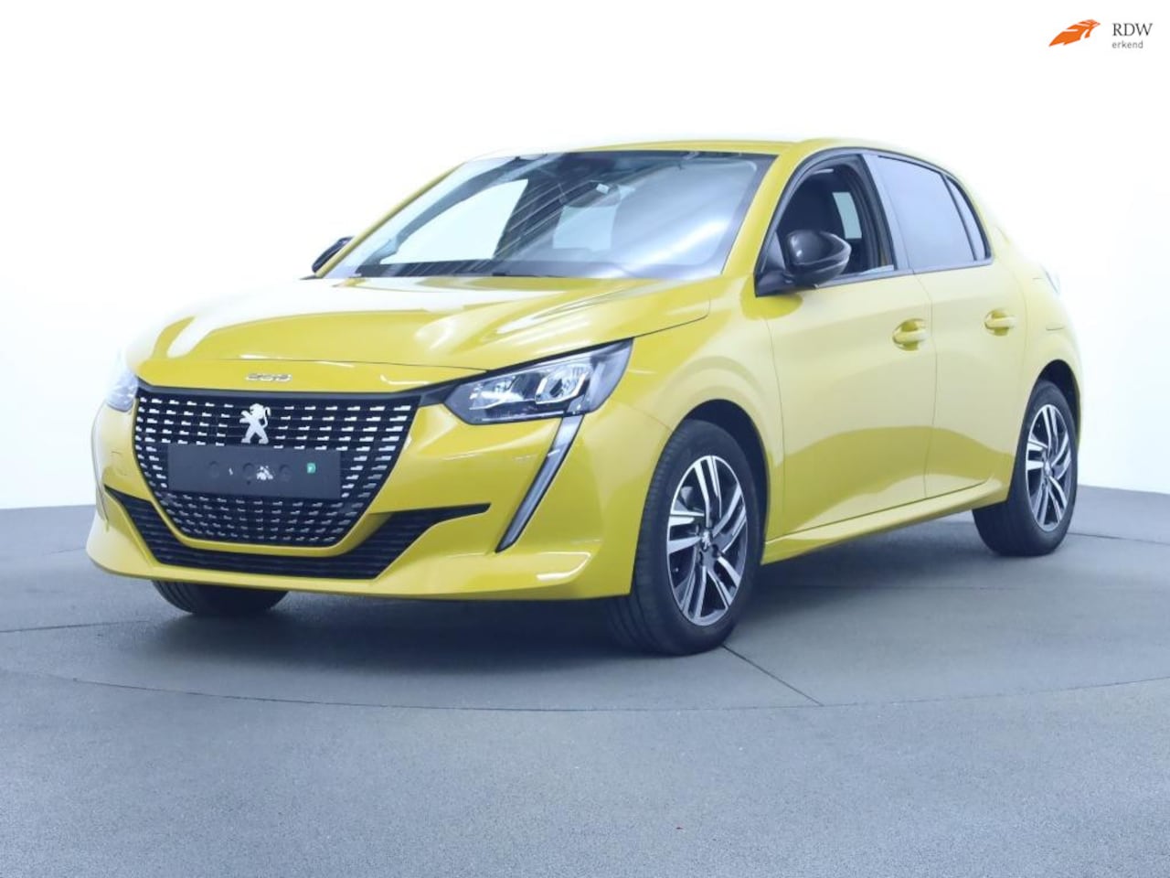 Peugeot 208 - Allure 100pk | Stoelverwarming | Carplay/AndroidAuto | Parkeercamera - AutoWereld.nl