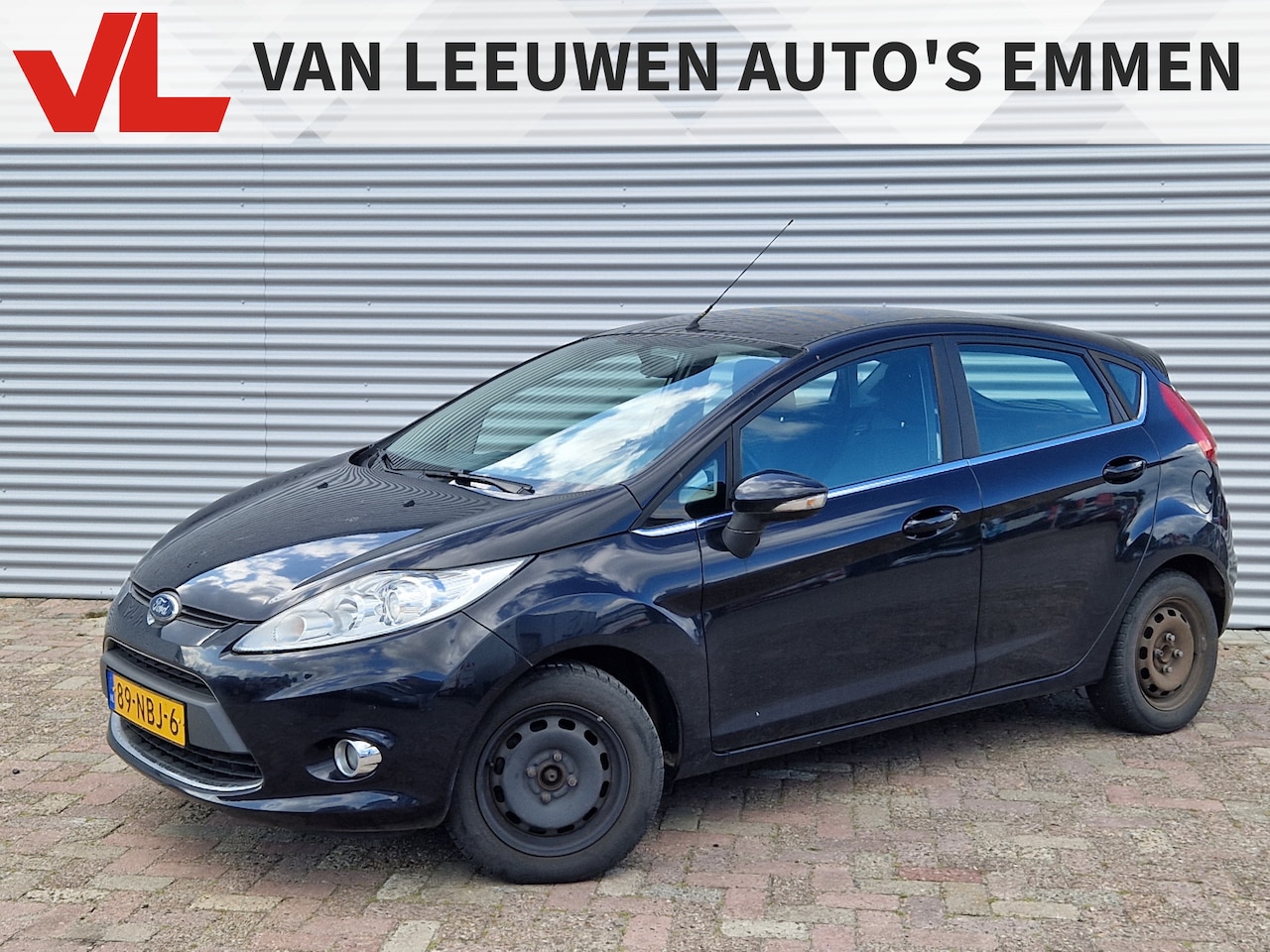 Ford Fiesta - 1.25 Titanium | Nieuw Binnen! | Airco | Radio CD | Zuinig Rijden - AutoWereld.nl