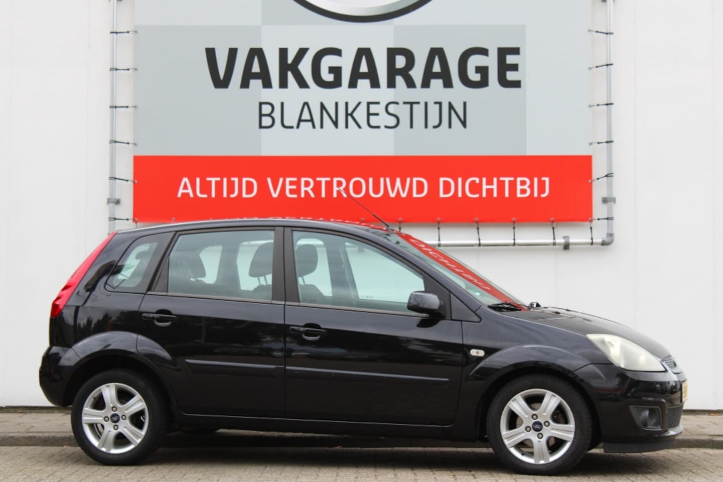 Ford Fiesta - 1.3-8V Futura 1.3-8V Futura - AutoWereld.nl