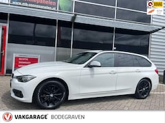 BMW 3-serie Touring - 318i High Executive / leder / stoelverwarming