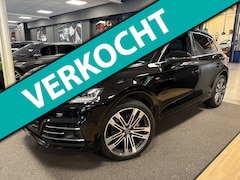 Audi Q5 - 55 TFSI e quattro S-line / Panorama-dak / leder-alcantara / Led-matrix