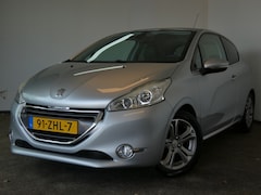 Peugeot 208 - 1.6 VTi Allure