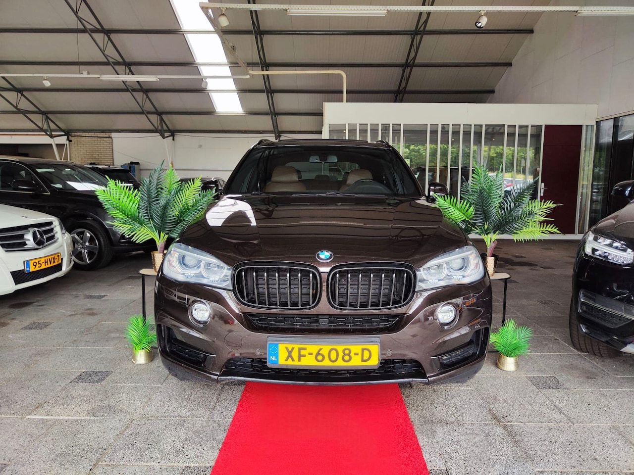 BMW X5 - XDrive 25D High Executive FULL ! 2014 - AutoWereld.nl