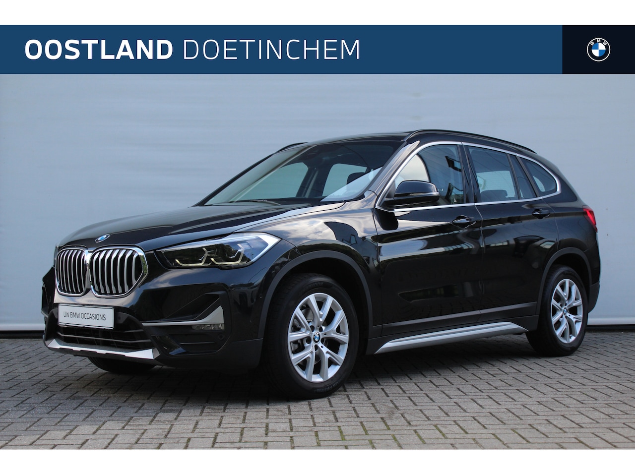 BMW X1 - sDrive18i High Executive xLine Automaat / Panoramadak / Trekhaak / Achteruitrijcamera / Sp - AutoWereld.nl