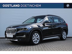 BMW X1 - sDrive18i High Executive xLine Automaat / Panoramadak / Trekhaak / Achteruitrijcamera / Sp