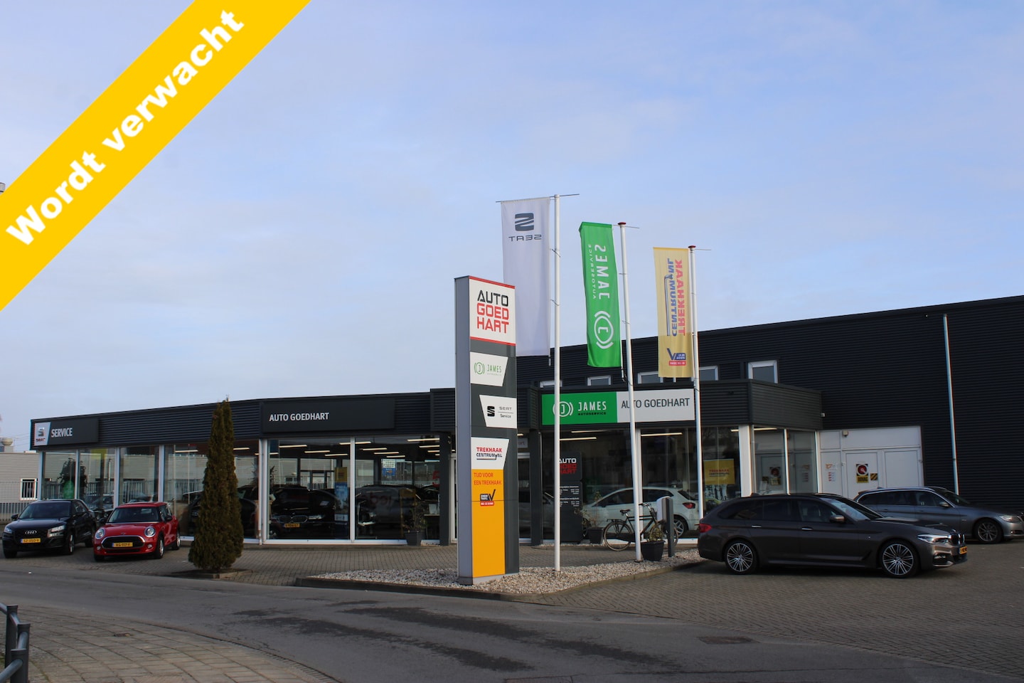 Toyota Corolla Touring Sports - Panoramadak Leer Camera Full-Led 2.0 Hybrid Premium - AutoWereld.nl