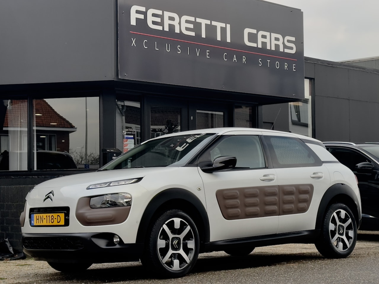 Citroën C4 Cactus - 1.2 AUT5 PURETECH LEDER NAVI CAMERA LED LMV PDC - AutoWereld.nl