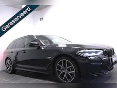 BMW 5-serie Touring - 530e xDrive M Sport/Pano dak/Leder/Navi/Camera/Leder