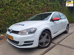Volkswagen Golf - 1.6 TDI BlueMotion Edition 40