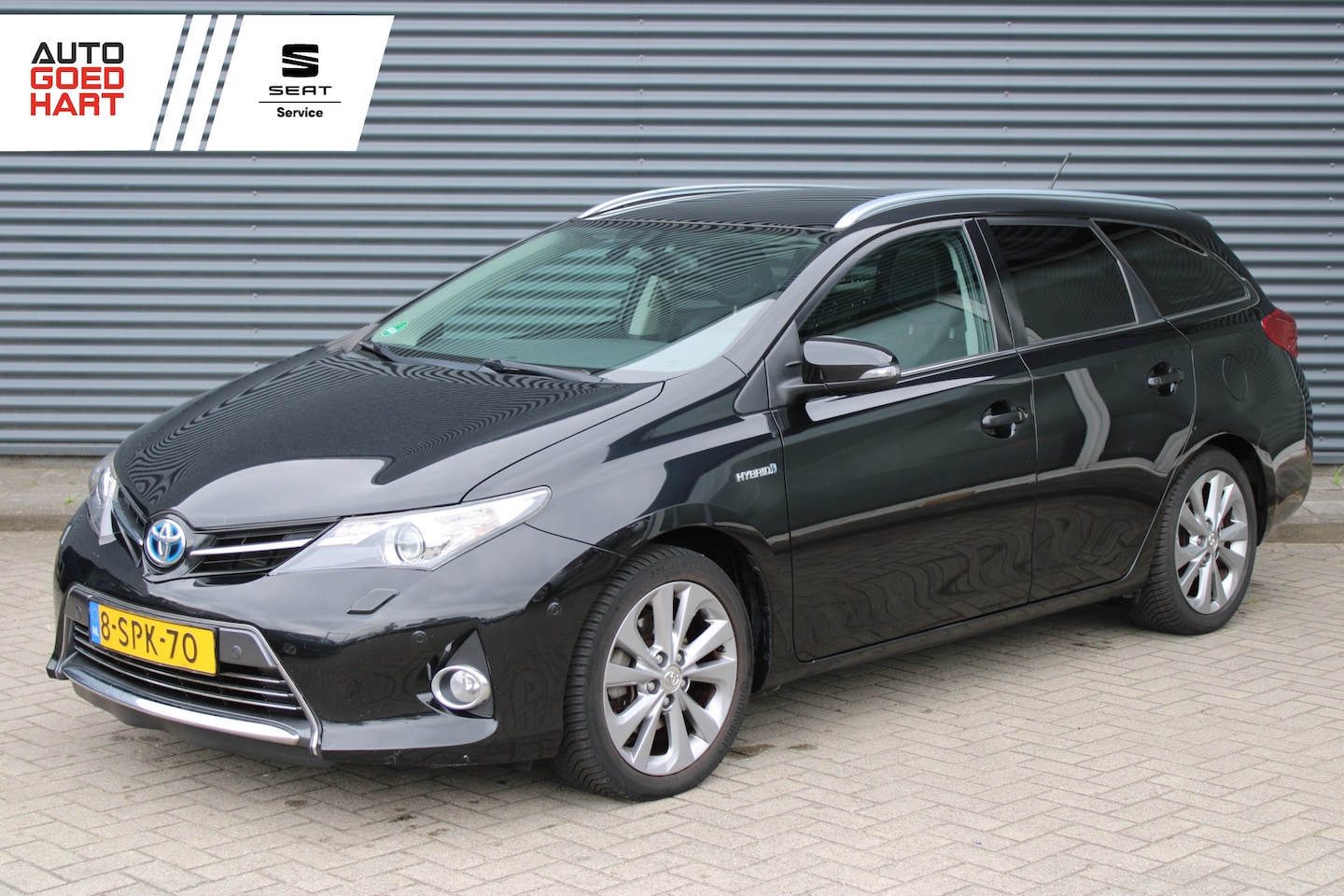Toyota Auris Touring Sports - 1.8 Hybrid Lease Pro Panoramadak - AutoWereld.nl