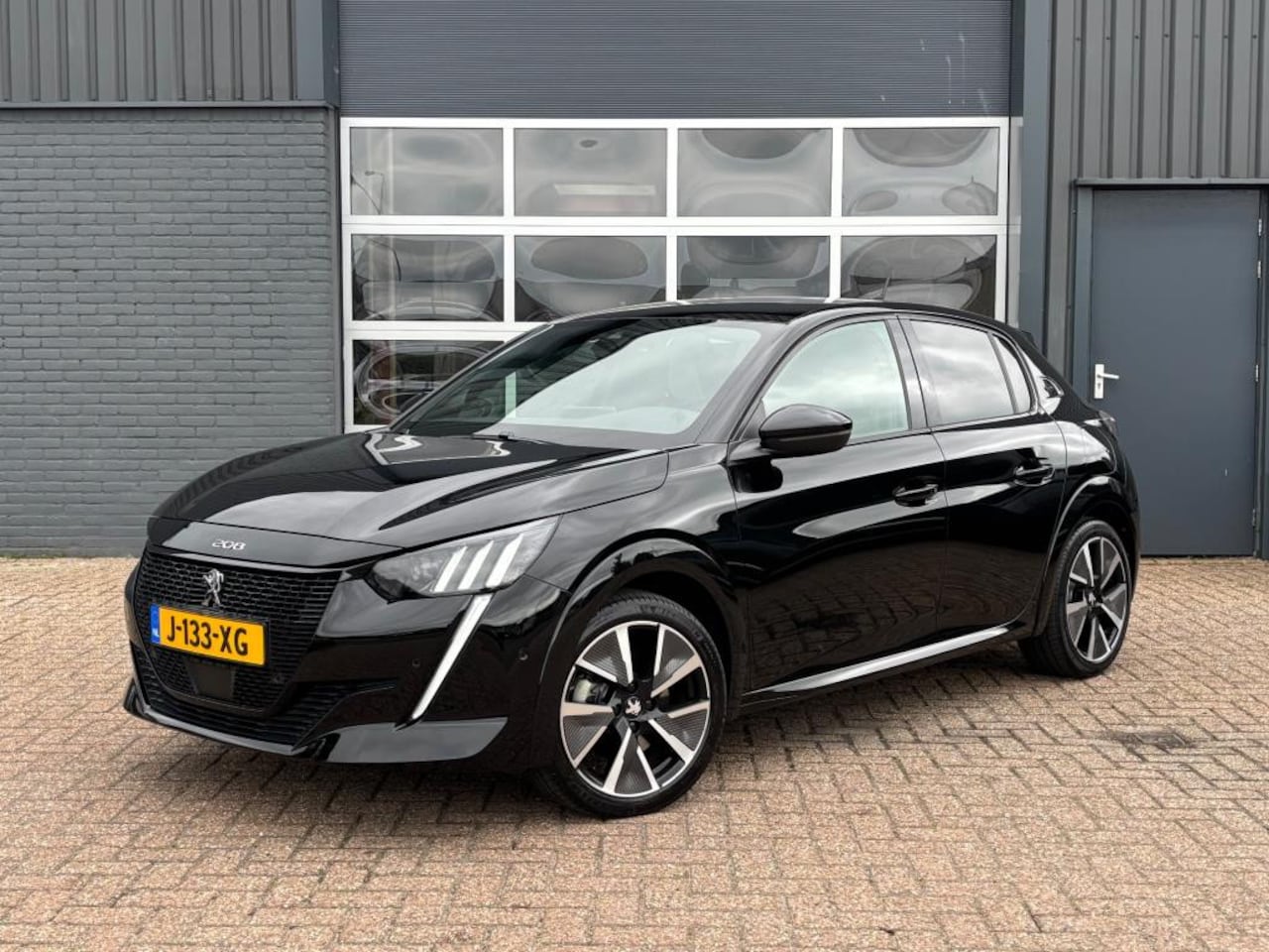 Peugeot e-208 - EV GT 350 50 kWh - AutoWereld.nl